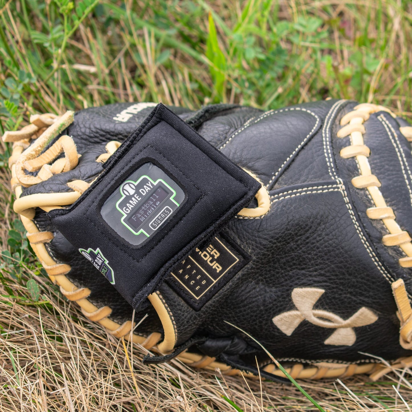 Neoprene Glove Band 10" WB05 (For Player Units XR5 and XR15-with plain back.  Player Unit sold separately.)