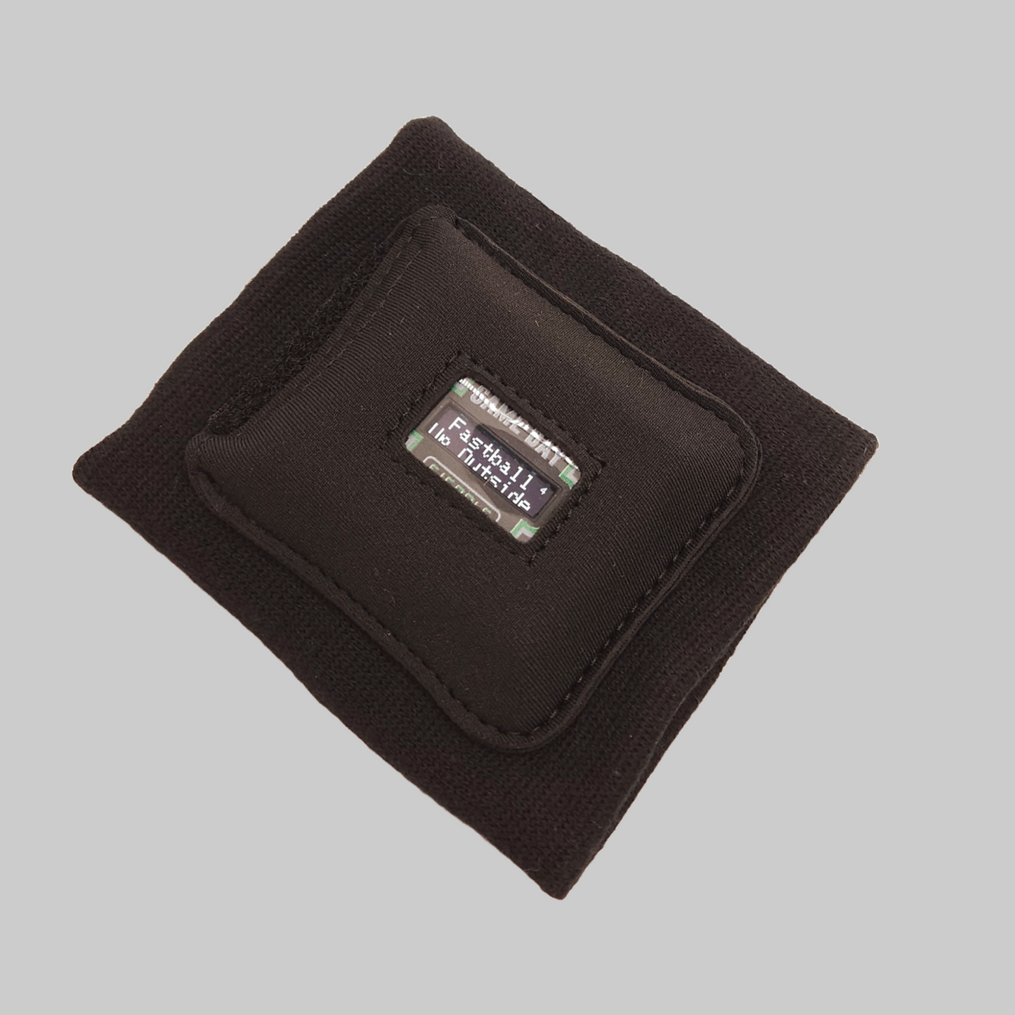 L/XL sweatband containing XR5 player unit